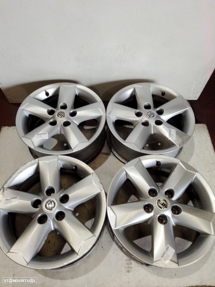 CONJUNTO DE PNEUS NISSAN QASHQAI J10 - 1