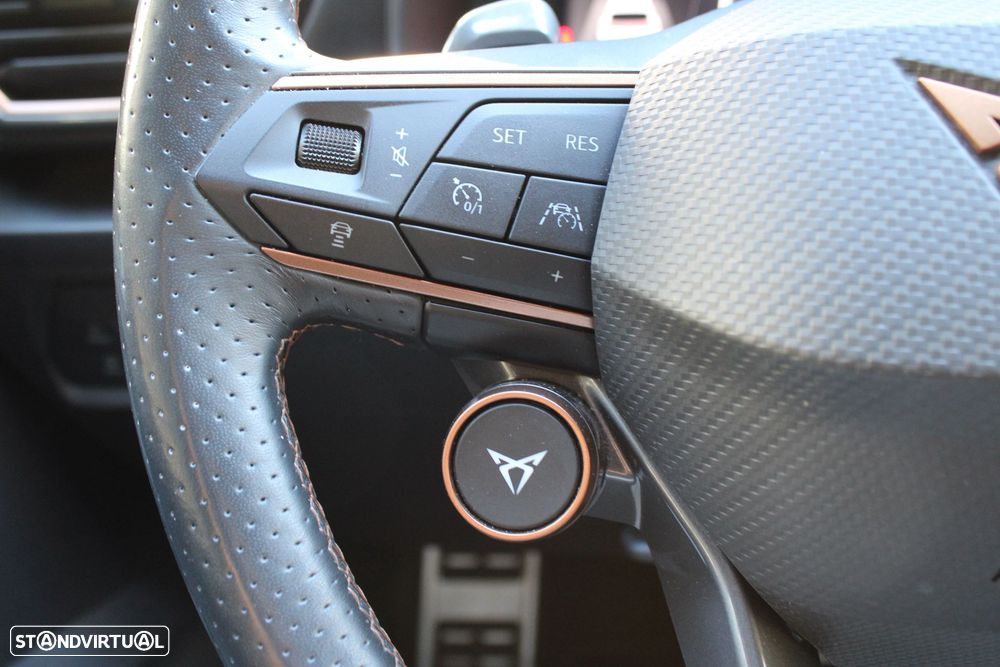 Cupra Leon Sportstourer 1.4 e-Hybrid (180 kW System) VZ - 12