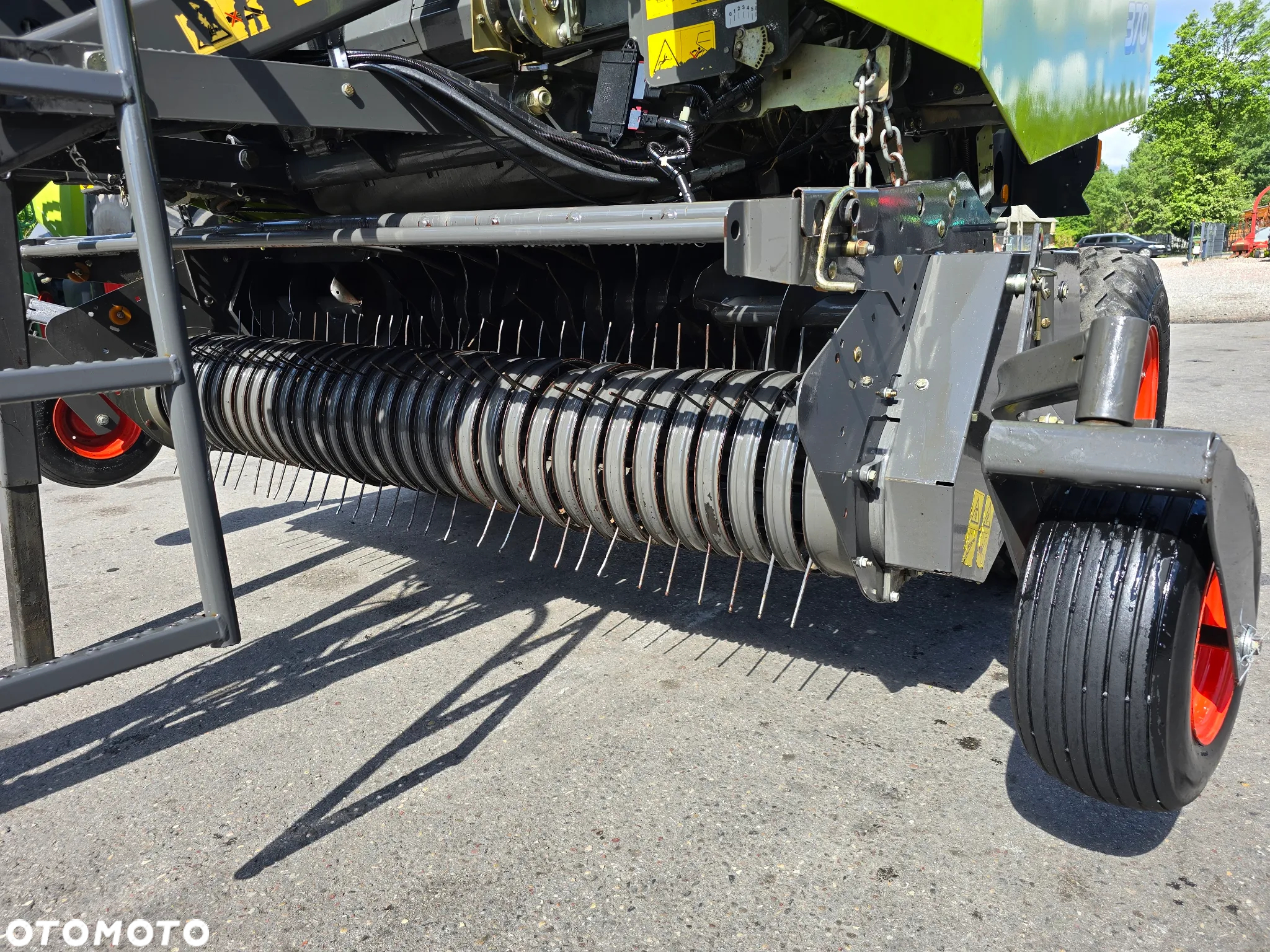 Claas Variant 370 - 10