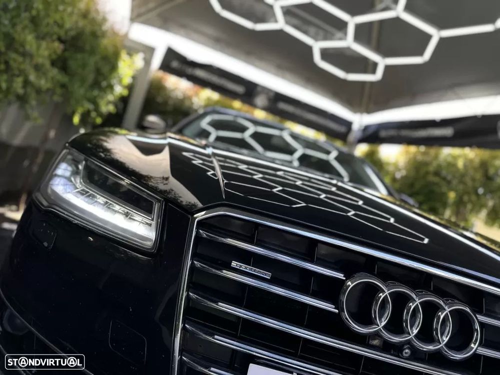 Audi A8 3.0 TDI V6 quattro Clean Exclusive - 2