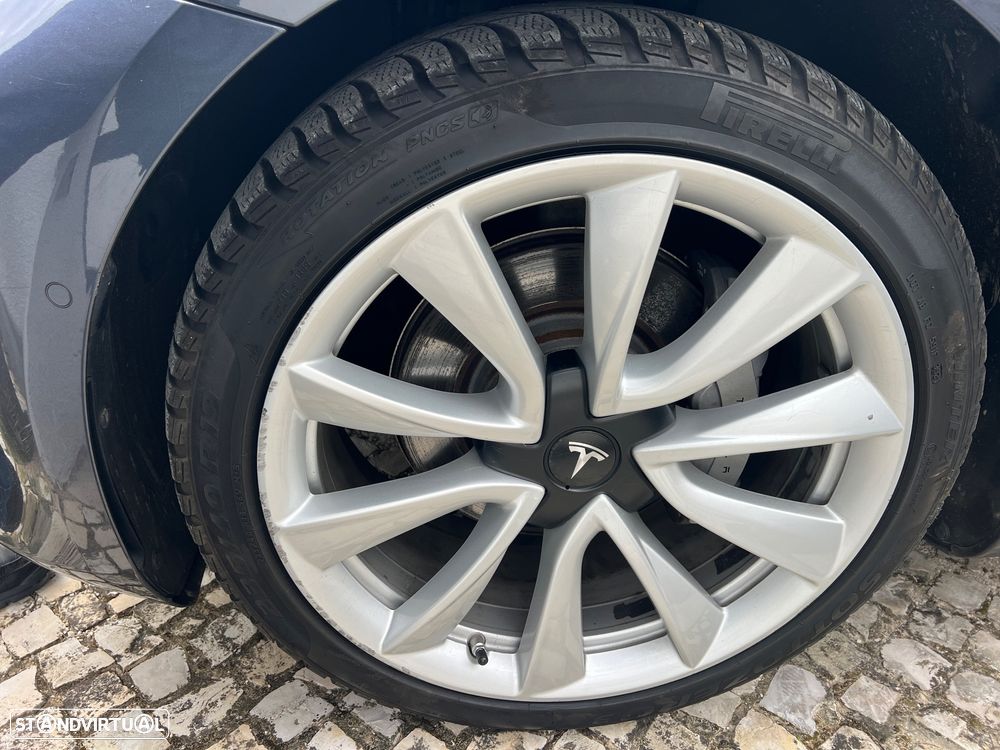 Tesla Model 3 Standard Range Plus RWD - 24