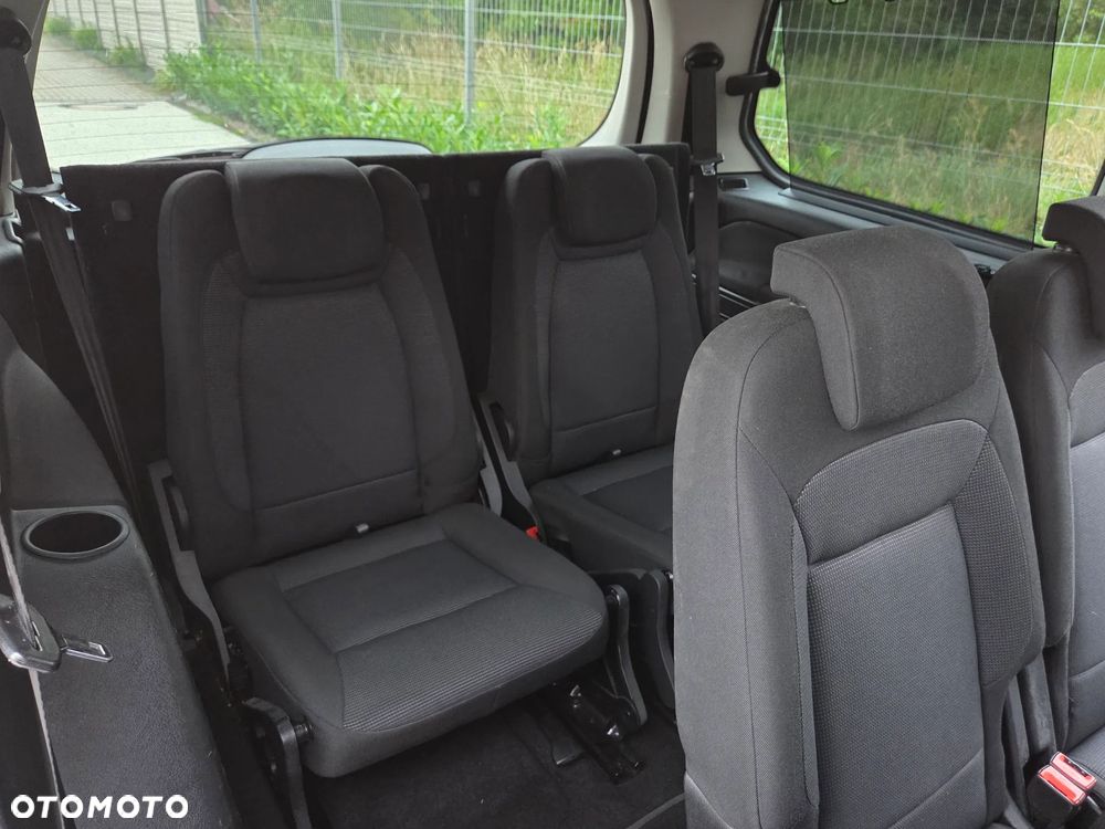 Ford Galaxy 2.0 TDCi Titanium - 17