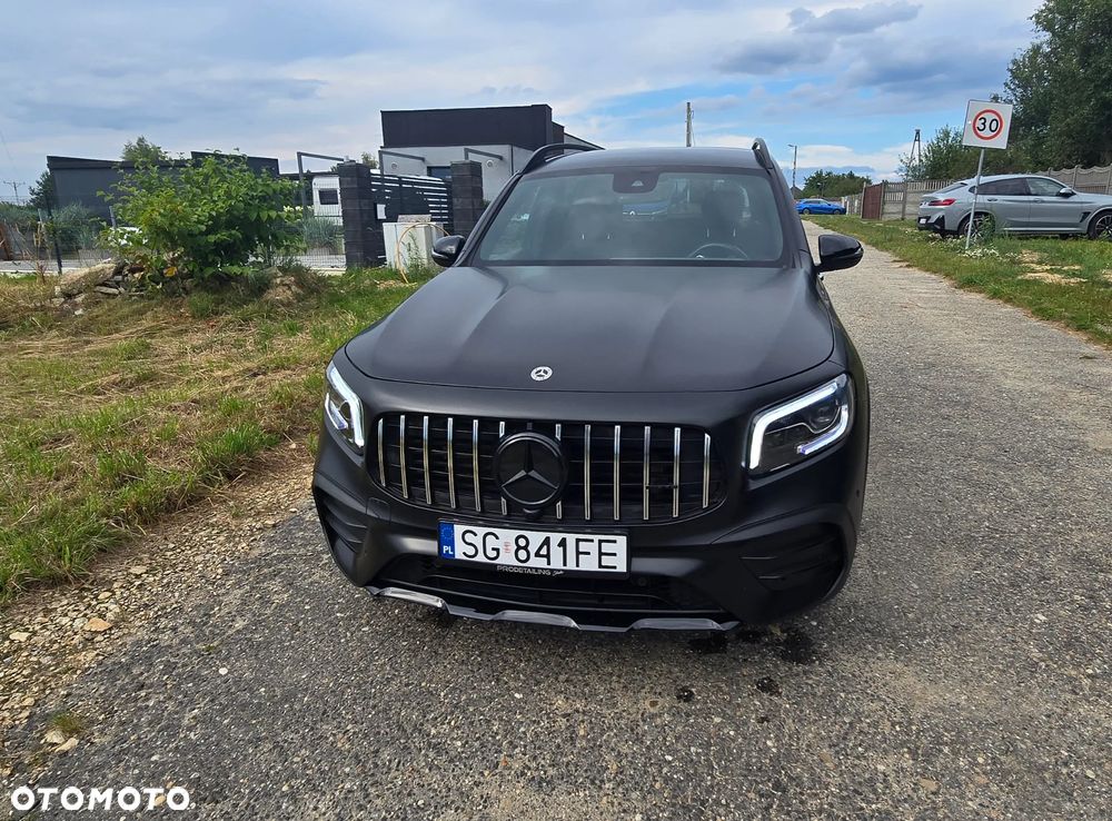 Mercedes-Benz GLB 250 8G-DCT AMG Line - 4