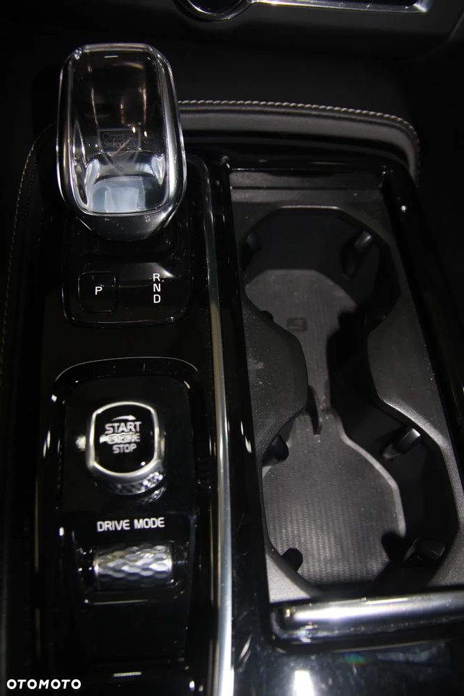 Volvo S90 T8 AWD Plug-In Hybrid Inscription - 27