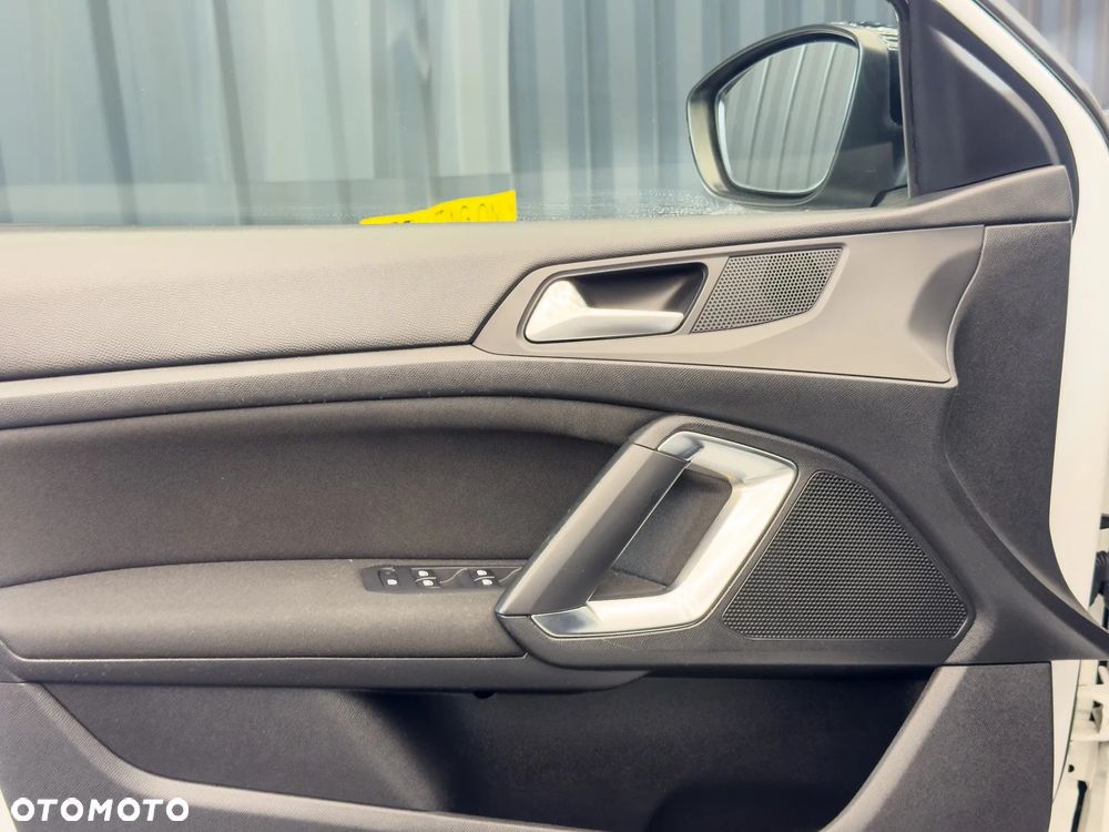 Peugeot 308 1.2 PureTech GPF GT S&S EAT8 - 21