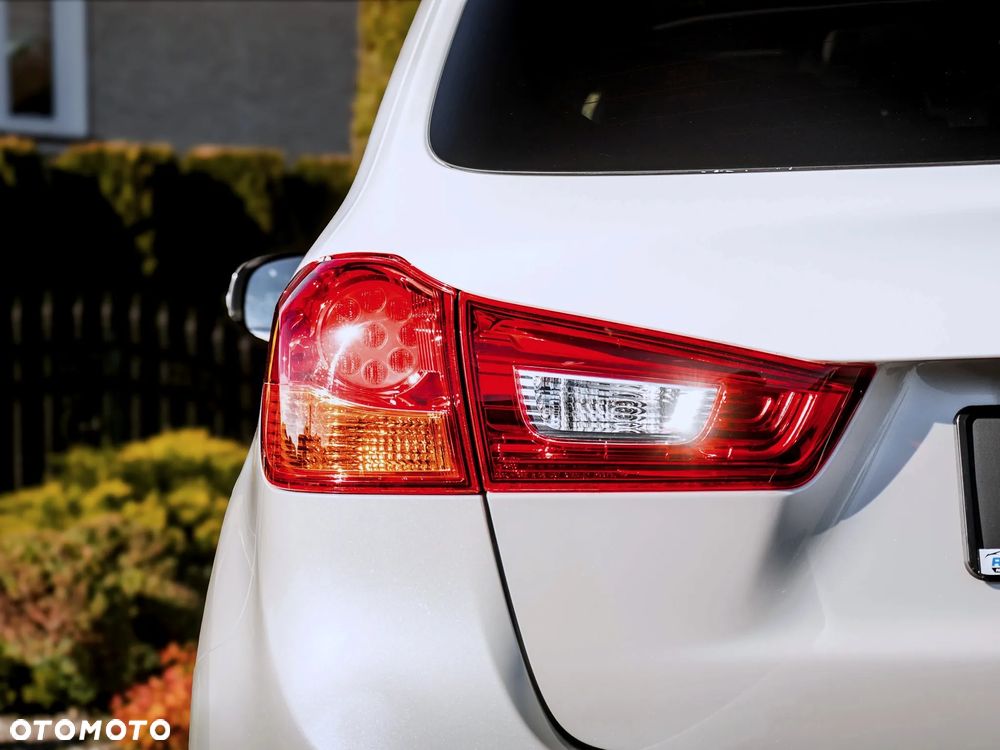 Mitsubishi ASX 1.6 2WD Diamant Edition - 31