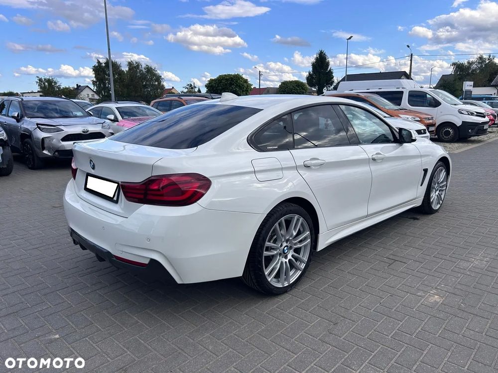 BMW Seria 4 420i xDrive M Sport - 38