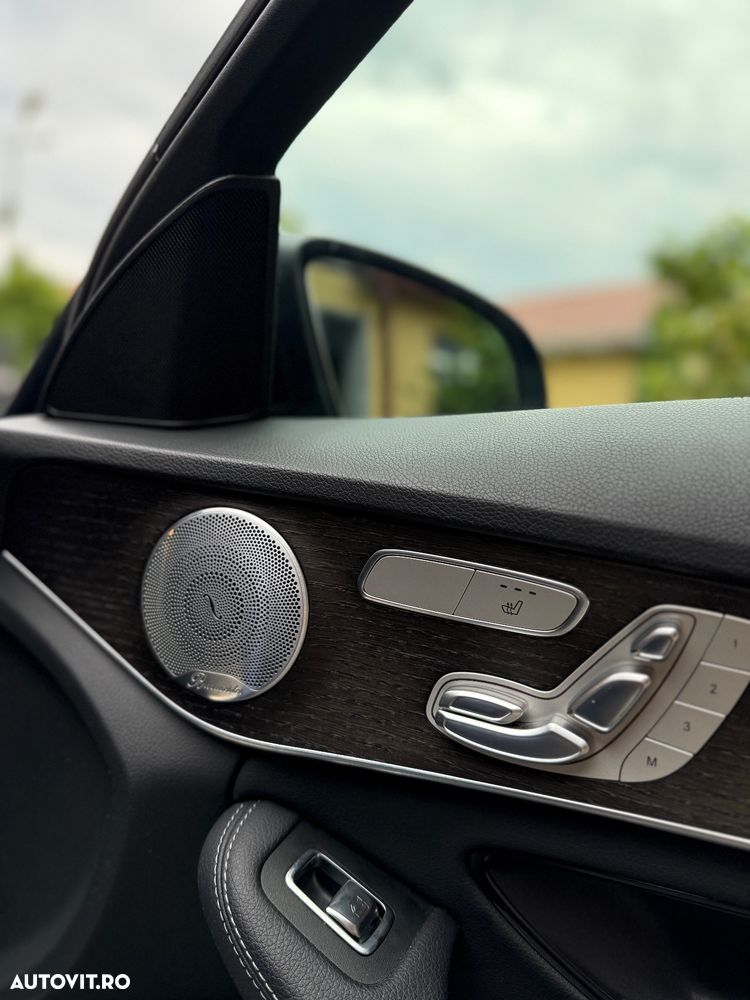 Mercedes-Benz C 300 e T 9G-TRONIC AMG Line - 10