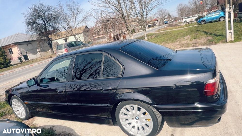 BMW Seria 7 - 5