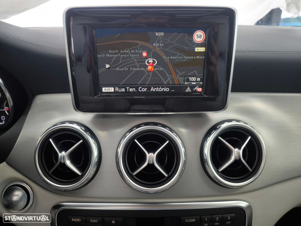 Mercedes-Benz GLA 45 AMG 4-Matic - 16