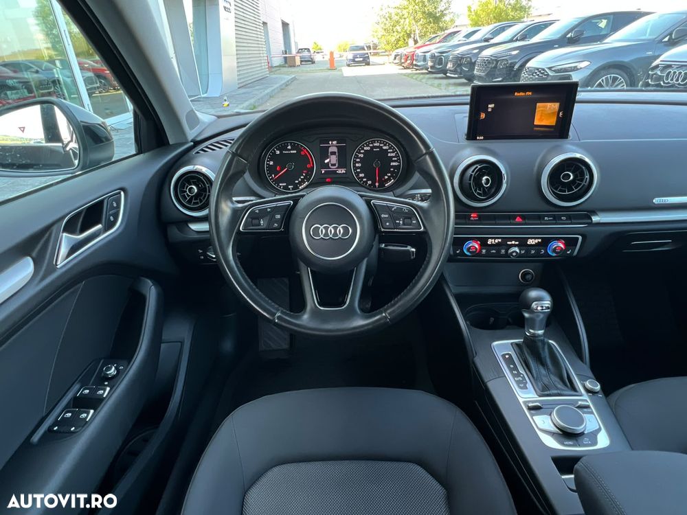 Audi A3 Limuzina 1.6 TDI clean Stronic Attraction - 18