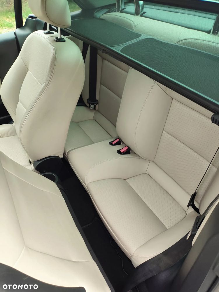 Peugeot 207 CC 120 VTi Roland Garros - 14