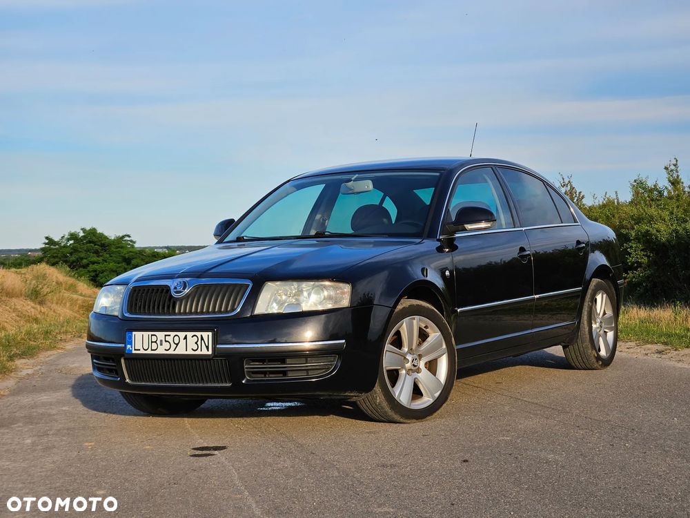 Skoda Superb 2.0 TDI DPF Elegance - 1