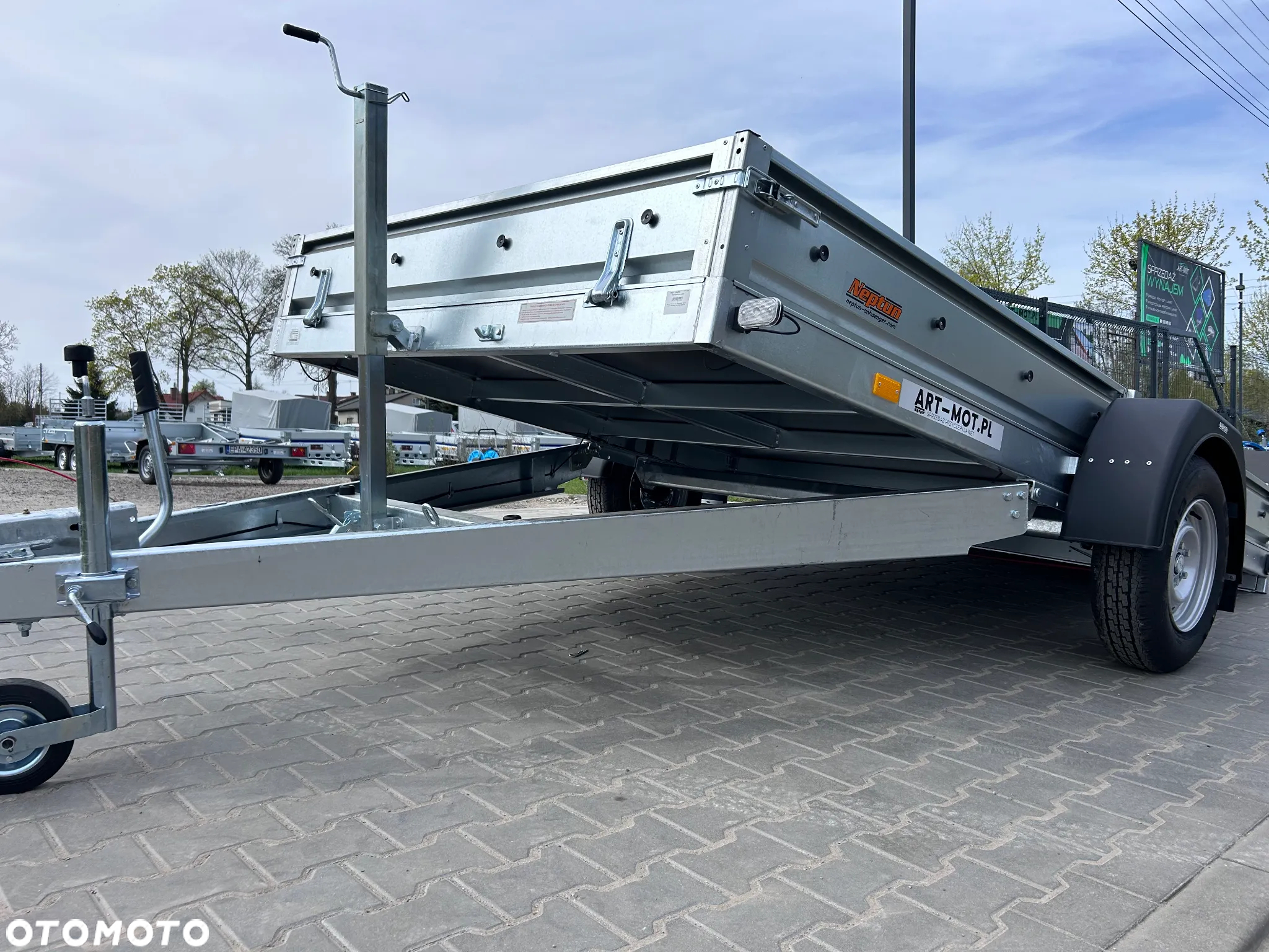 Neptun N18-380 m18 / DOSTAWA / 1800kg / UCHYLNA MECHANICZNIE / NAJAZD /GN226 - 5