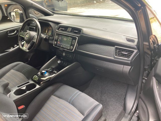 Nissan Leaf N-Connecta - 33