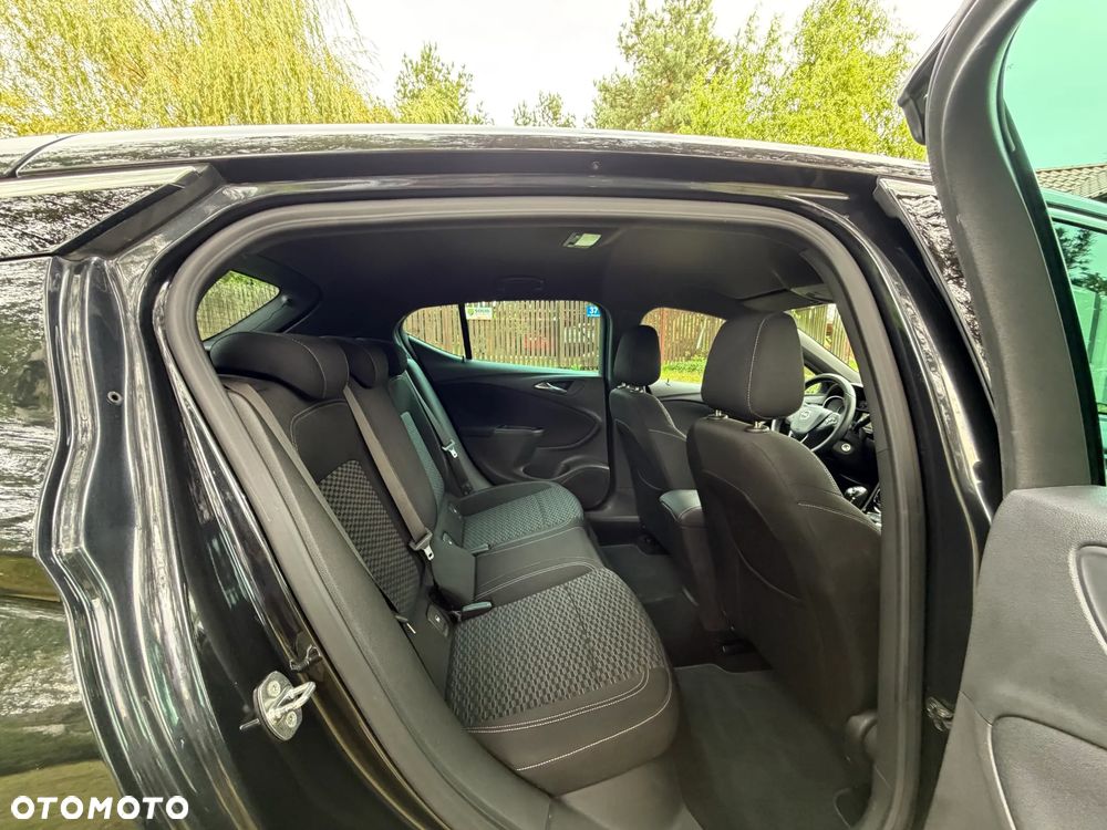 Opel Astra 1.4 Turbo Dynamic - 31