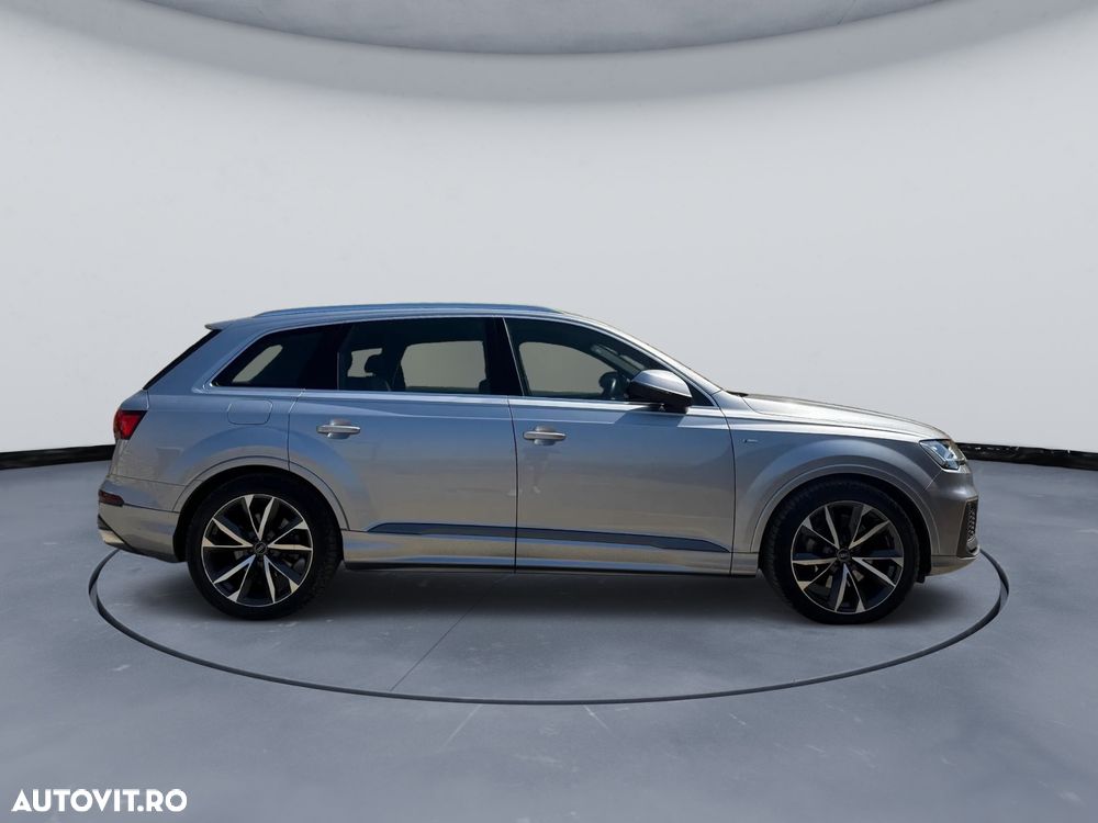 Audi Q7 55 TFSI e quattro tiptronic S line - 9