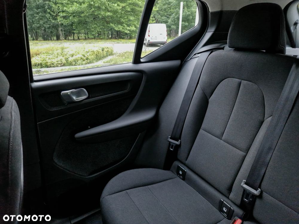 Volvo XC 40 T3 Momentum Core - 16