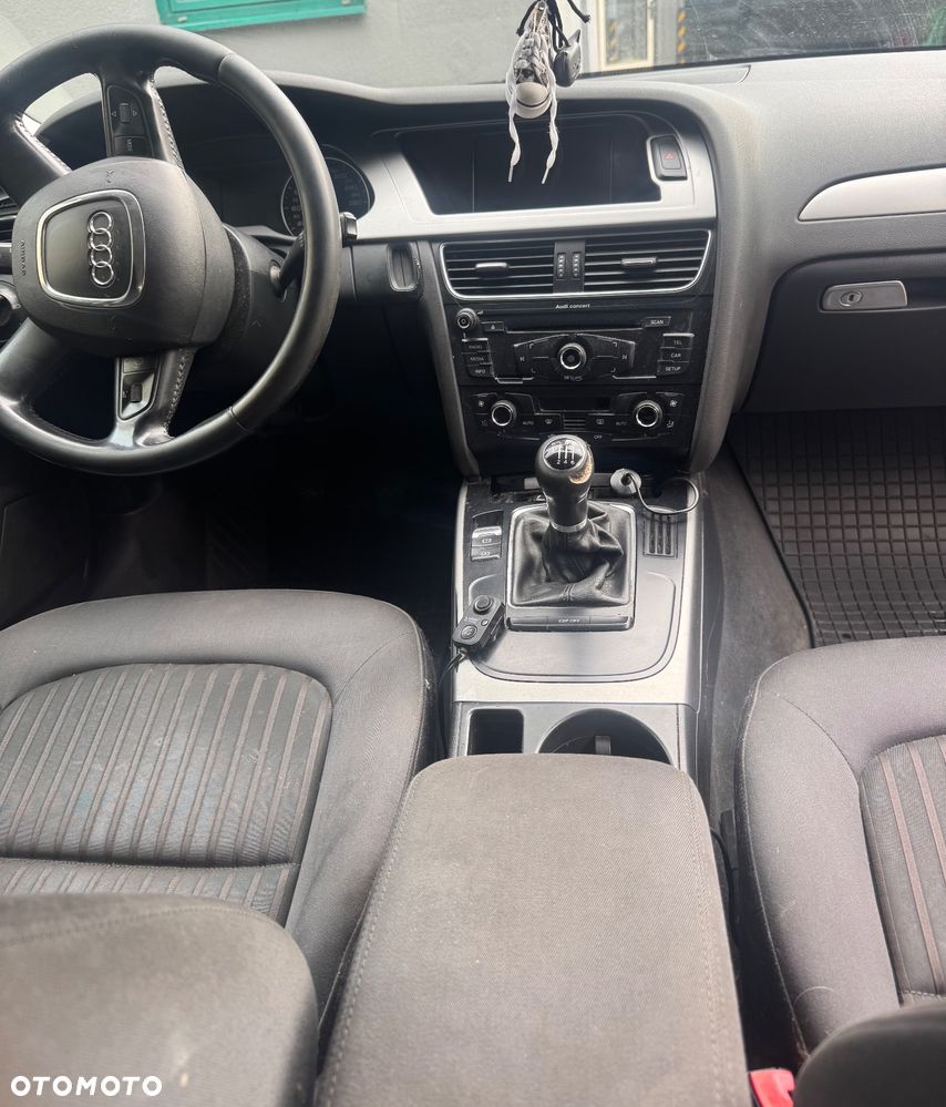 Audi A4 Avant 2.0 TDI - 6