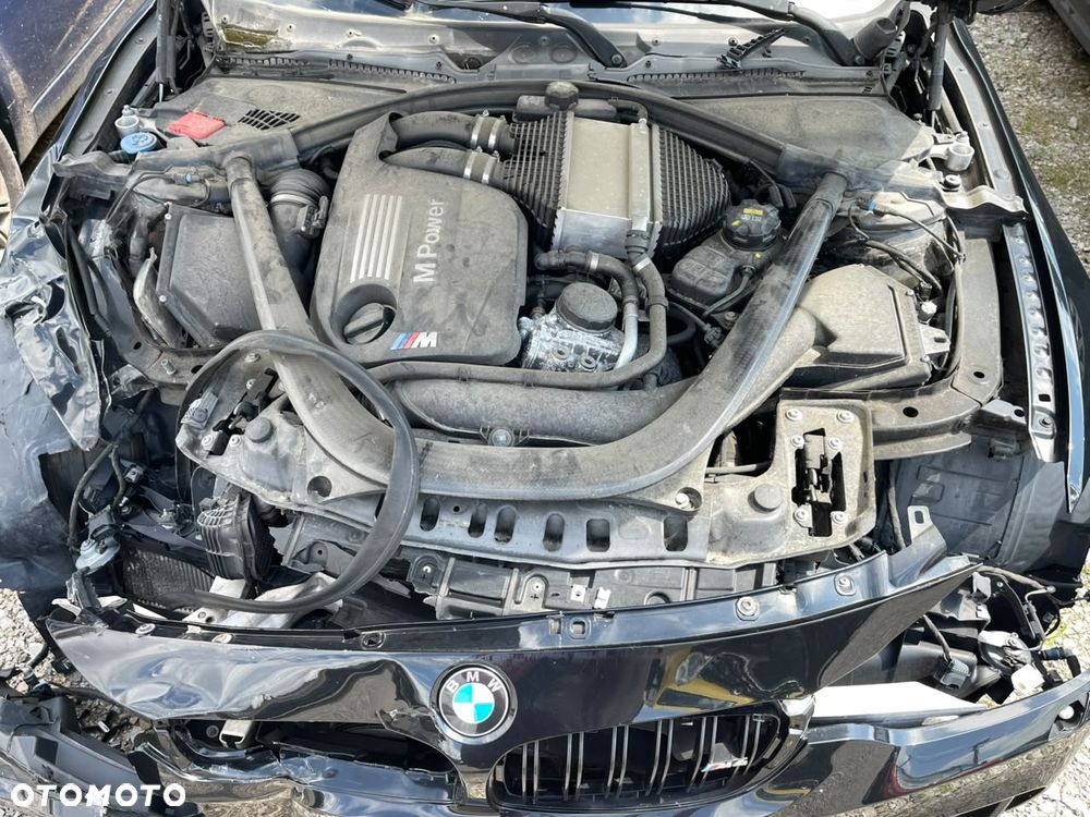 BMW M4 DKG - 10