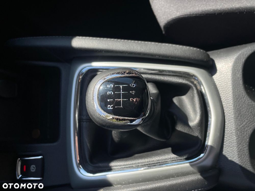 Nissan Qashqai 1.2 DIG-T Visia EU6 - 20
