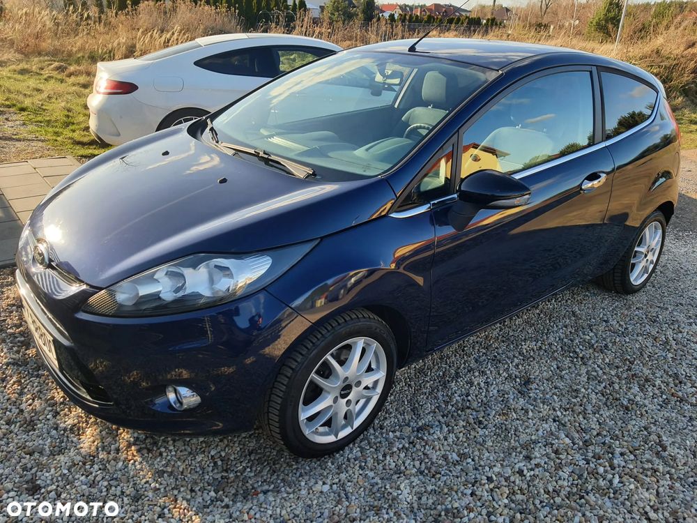 Ford Fiesta 1.6 TDCi DPF Titanium - 12