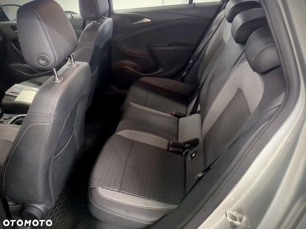 Opel Astra 1.5 CDTI Business Elegance S&S - 13