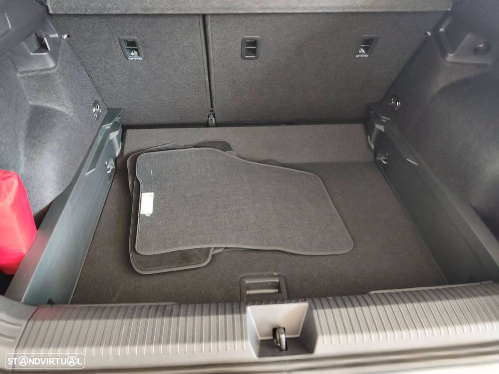 VW T-Roc 1.5 eTSI Trend DSG - 8