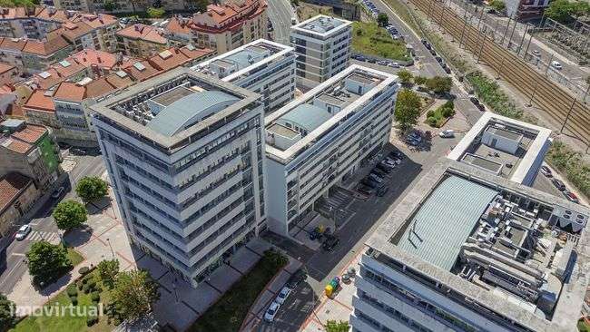 Apartamento T3 para venda Villa Park, Amadora (Venteira) - Grande imagem: 2/37
