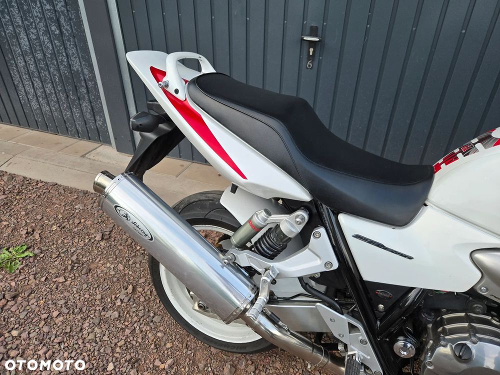 Honda CB - 25