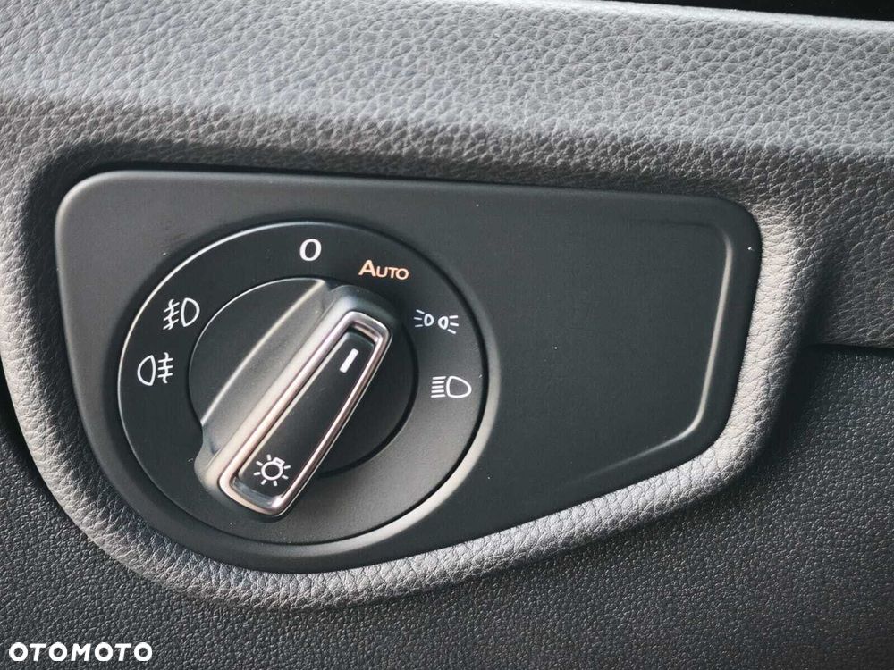 Volkswagen Touran 1.5 TSI EVO Highline DSG - 23