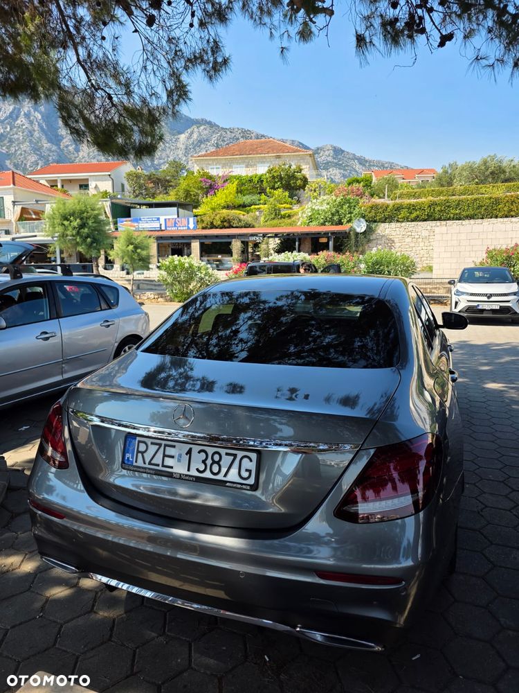 Mercedes-Benz Klasa E 220 d 9G-TRONIC AMG Line - 5