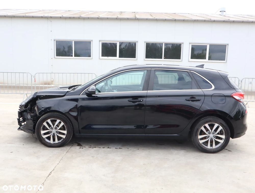 Hyundai i30 1.4 T-GDI GPF Premium - 8