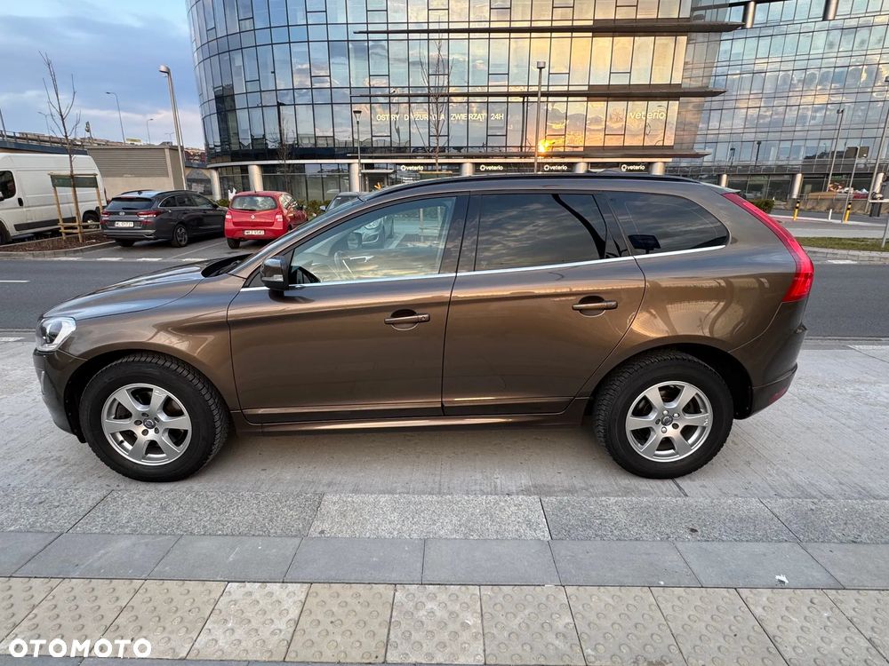 Volvo XC 60 D5 AWD Momentum - 1