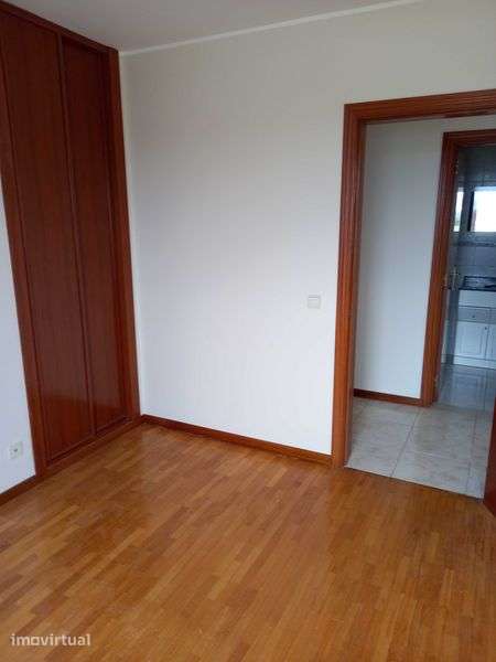 aluguer de apartamento T1 em Serzedo V.N. Gaia - Grande imagem: 4/9