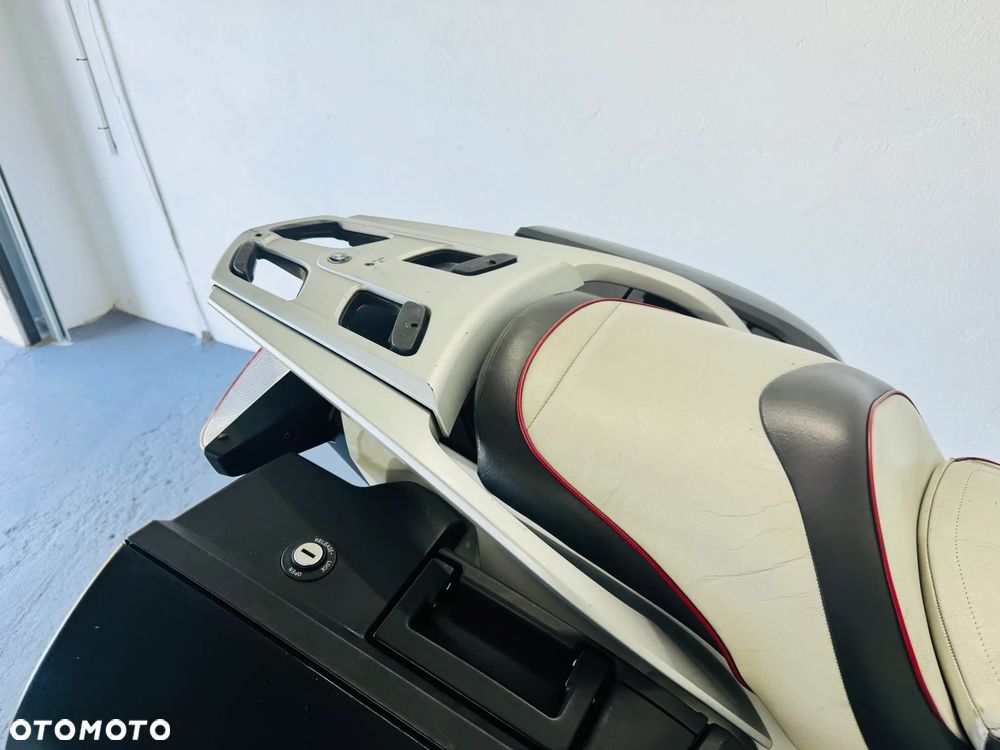 BMW RT - 18
