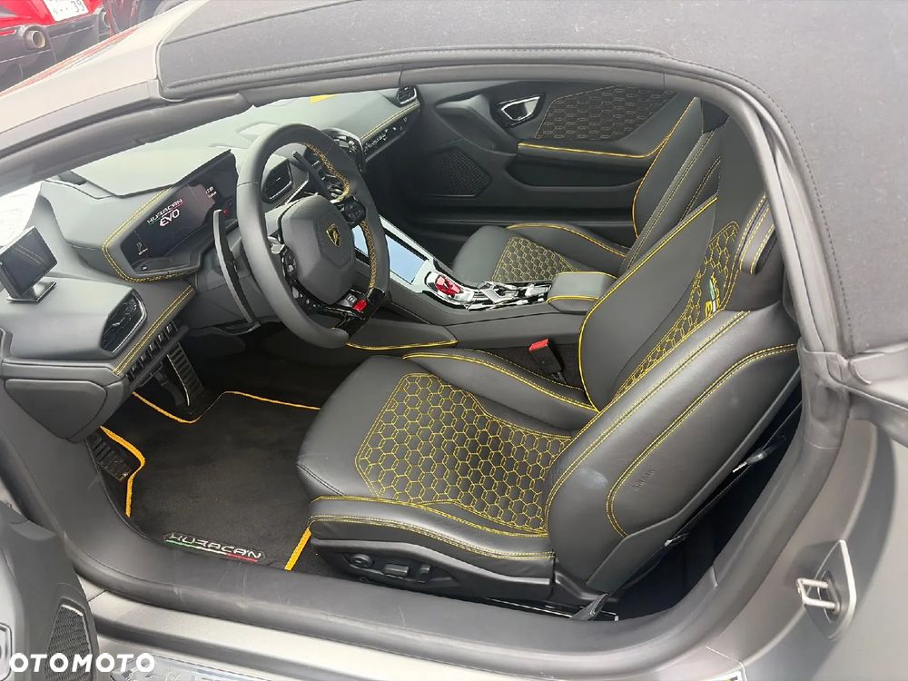 Lamborghini Huracan - 12
