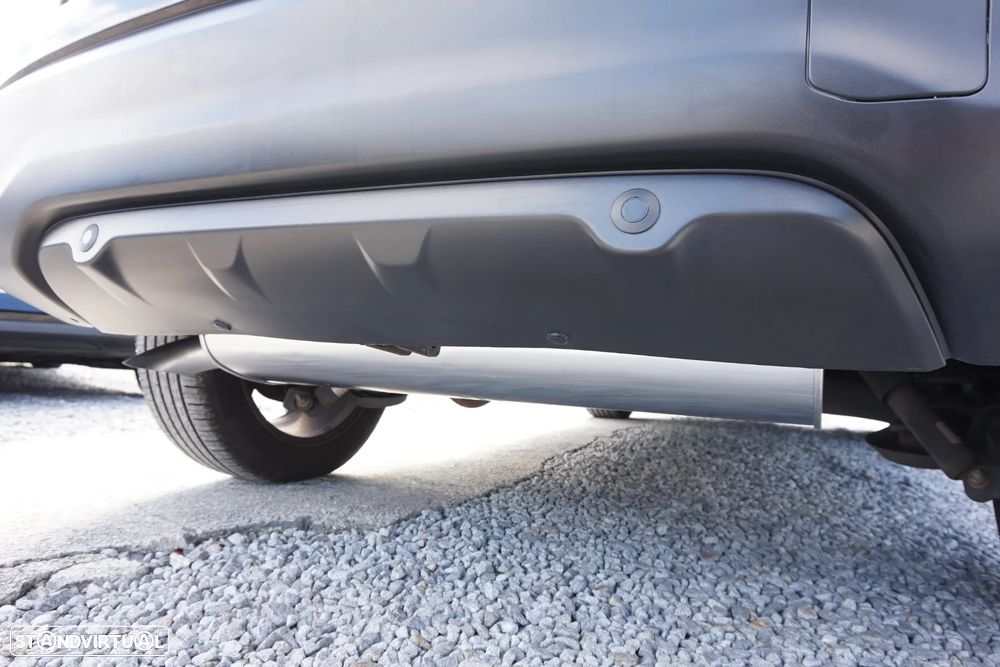 Nissan Qashqai 1.5 dCi N-Connecta 18 - 16