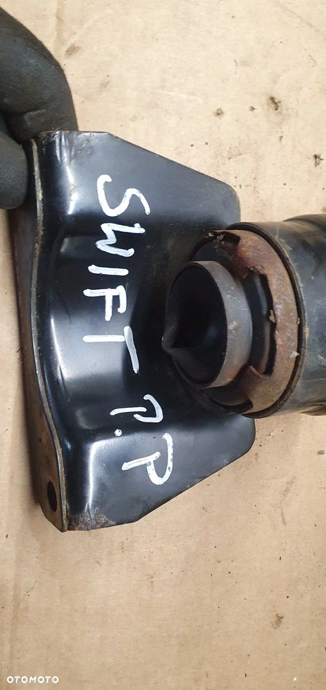 Łapa poduszka silnika Suzuki Swift IV 1.3 16V - 5