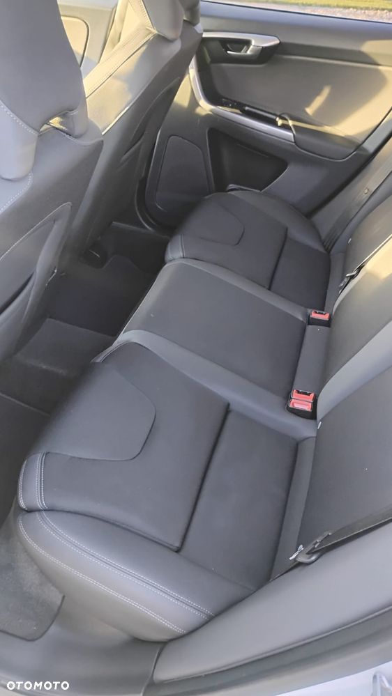 Volvo XC 60 - 21