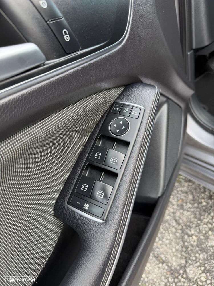 Mercedes-Benz A 180 d AMG Line Aut. - 17