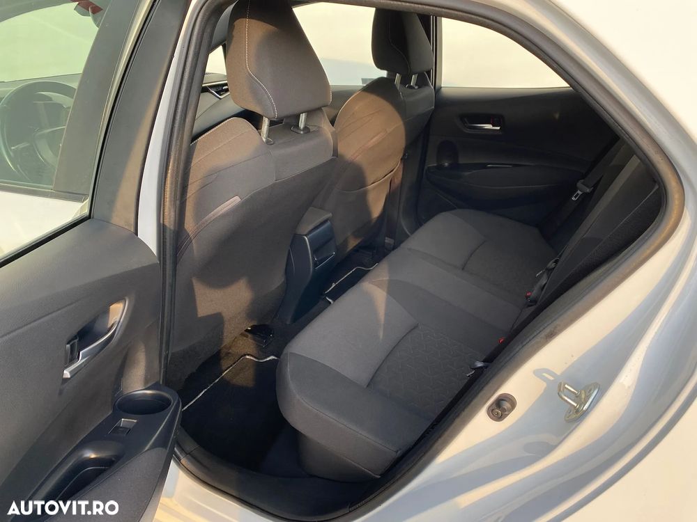 Toyota Corolla 1.8 HSD Active - 19