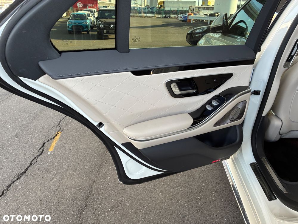 Mercedes-Benz Klasa S 400 d 4-Matic AMG Line 9G-TRONIC - 11