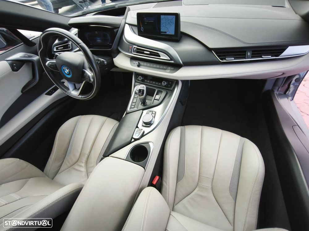 BMW i8 - 23