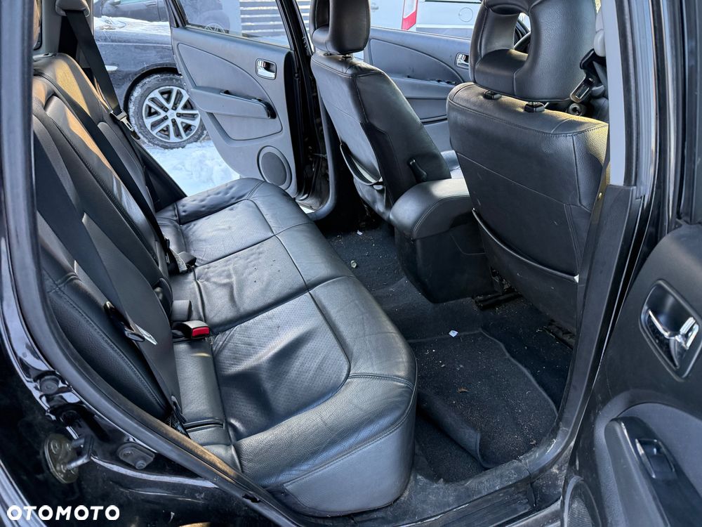 Mitsubishi Outlander 2.0 4WD Intense - 16