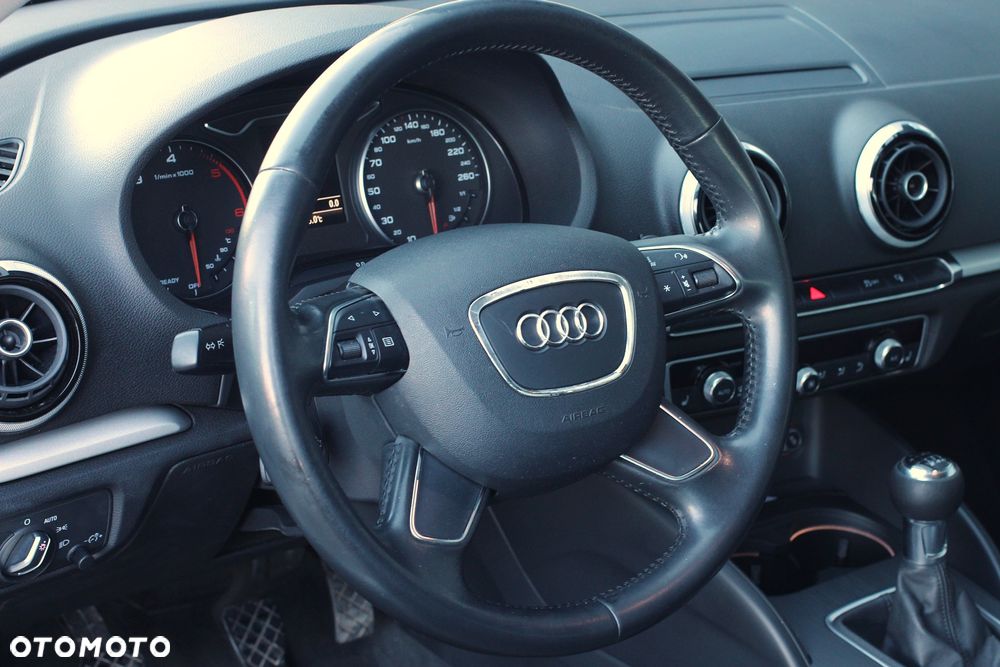 Audi A3 Sportback 1.6 TDI - 23