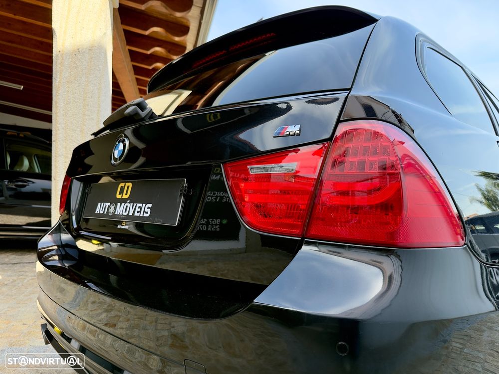 BMW 320 d Navigation Sport - 10