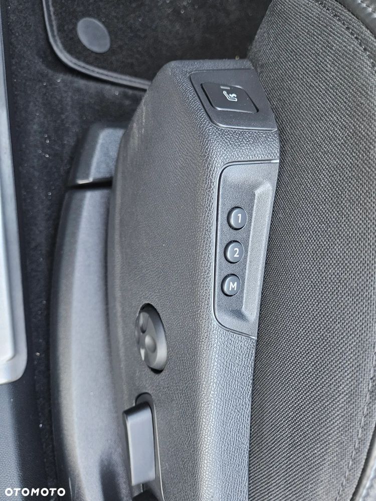 Peugeot 3008 BlueHDi 180 Stop & Start EAT8 GT - 26