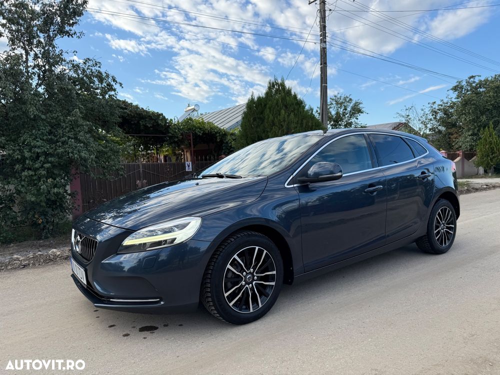 Volvo V40 D2 Inscription - 1