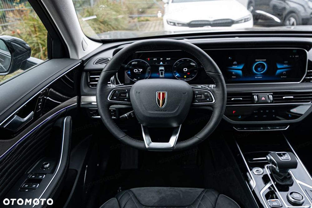 Hongqi HS5 2.0T AWD - 12